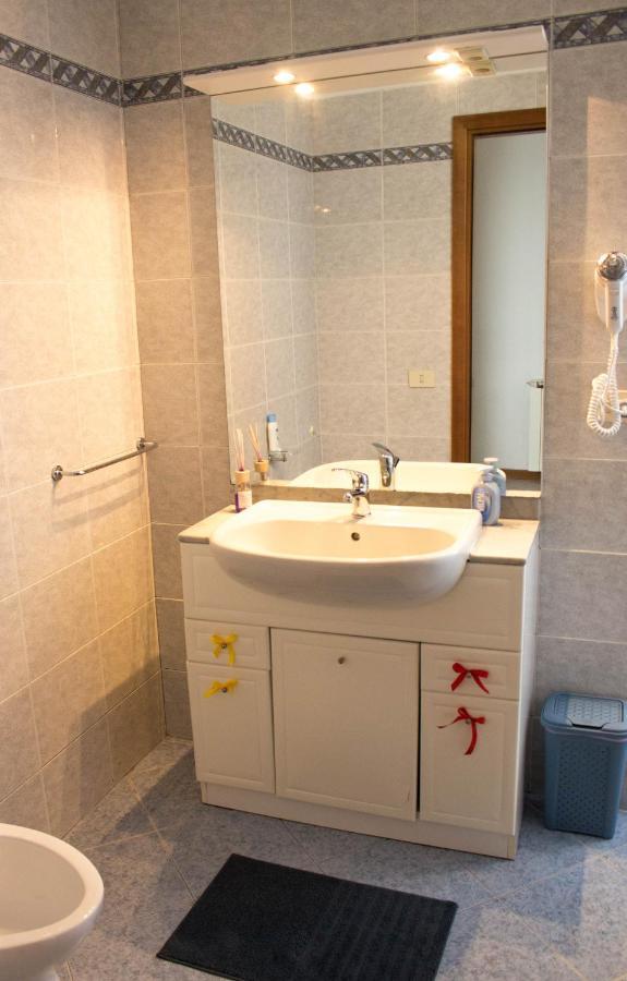 ホテルCasa Di Cipri Montale  エクステリア 写真