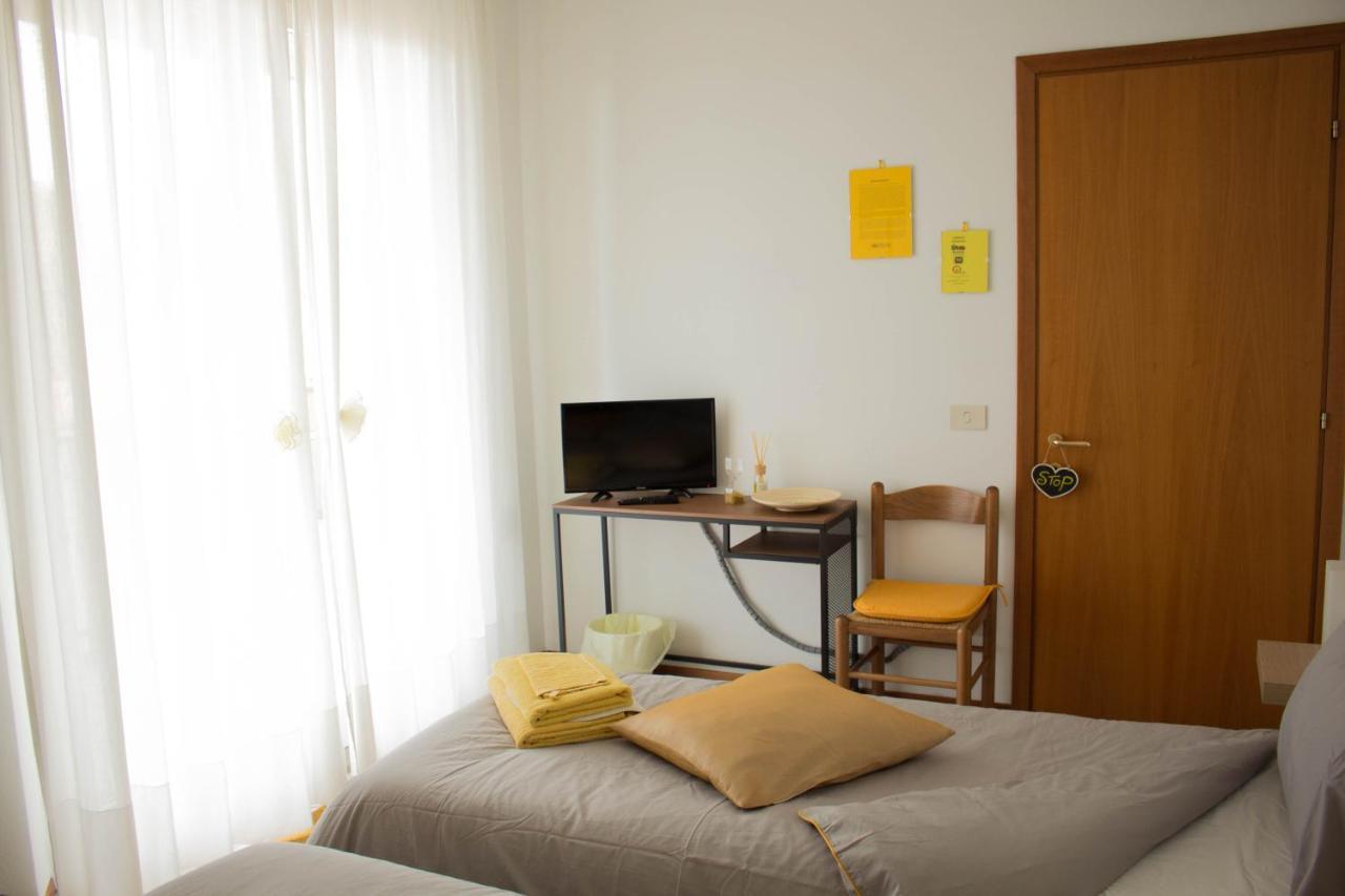 ホテルCasa Di Cipri Montale  エクステリア 写真
